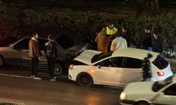 Halk otobüsünün karıştığı kazada 1 kişi yaralandı