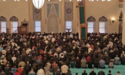 Zonguldak'ta Kurban Bayramı namazı büyük bir coşkuyla eda edildi