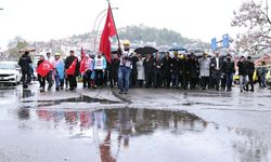 Zonguldak'ta yağmura rağmen 1 Mayıs kutlandı