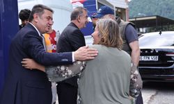 Tahsin Erdem’den arife günü mezarlık ziyareti