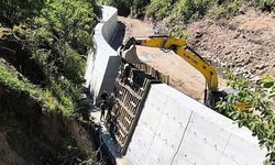 Aşağıkayalıdere’de taşkın riskine karşı dere ıslah çalışmaları sürüyor