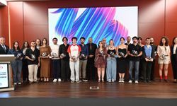 Erdemir, Çeliği sanatla buluşturan genç yetenekleri ödüllendirdi