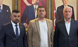 10 Yıllık ilçe başkanı görevi devretti