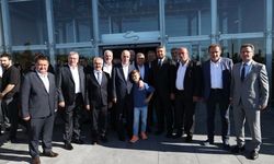 Türk İş yeni binasına taşındı