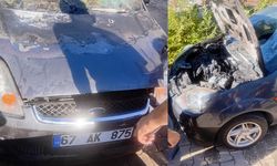 Kapuz Caddesi’nde park halindeki otomobil yandı