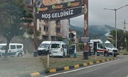 Yağışlı hava kaza getirdi