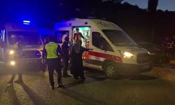 Kavşakta iki araç çarpıştı: 6 yaralı