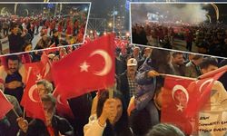 Zonguldak'ta binlerce vatandaş Cumhuriyet'i kutladı