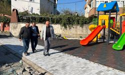 Başkan Öztürk, Çukur Mahallesi’ndeki çocuk parkını inceledi