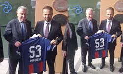 Zonguldakspor’dan Bakan Bak’a forma jesti