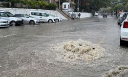 Zonguldak’ta Orduevi önünde rögar yine patladı!