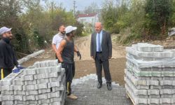 Gökçebey’de parke yol çalışmaları sürüyor