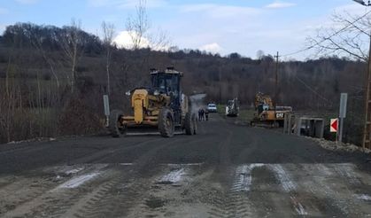 Esenlik Köy yolu trafiğe açıldı