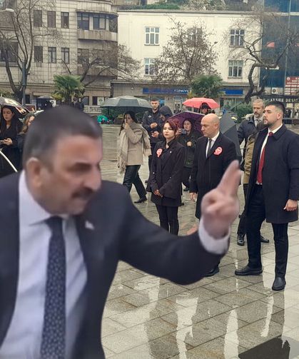 Vali töreni biliyordu: Planlanmış ve kurgulanmış bir provokasyon!
