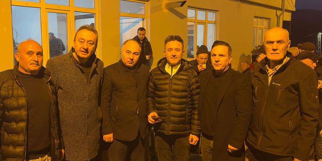 AK Parti heyeti, Eceler Köyü’nda oruç açtı