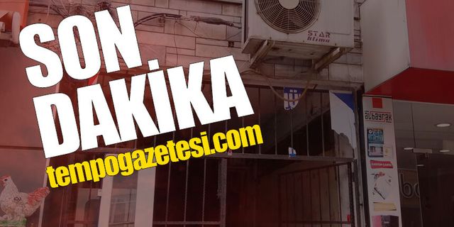 Devrek’te Siyasi Parti tabelasına saldırı: Afişler ateşe verildi