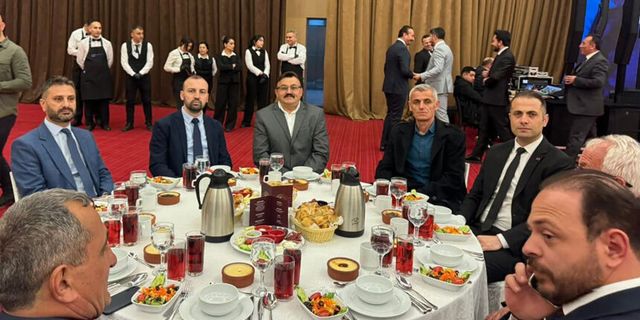 Yavuz Palabaş ve Ümit Uzun MHP Geleneksel İftarına katıldı