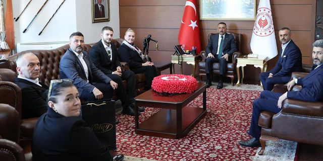 Anahtar Parti'den Vali Hacıbektaşoğlu'na ziyaret