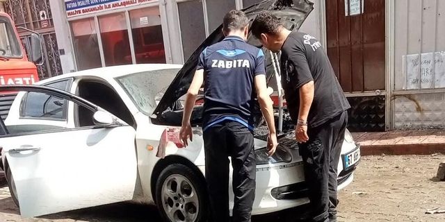 Seyir halindeki araç yandı