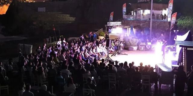 Zonguldak'ta bir ilk yaşandı, açık havada tiyatro oynadılar
