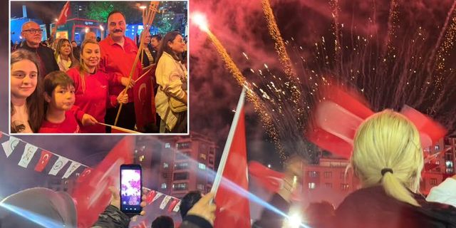 Kozlu’da Cumhuriyet coşkusu havai fişeklerle taçlandı