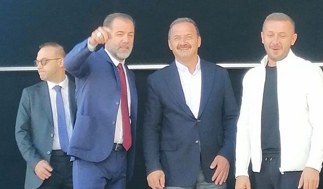 Batu Müftüoğlu, Yavuz Ağıralioğlu’nun partisine katıldı