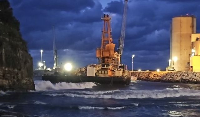 AFAD ekipleri 5 kişiyi kurtardı
