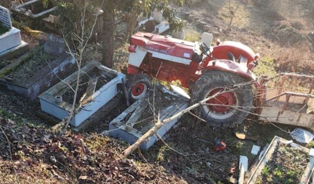 Zonguldak'ta, mezarlığa devrilen traktörün sürücüsü öldü