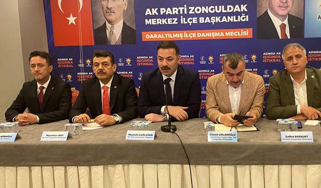 AK Parti'de Daraltılmış Danışma Meclisi gerçekleştirildi