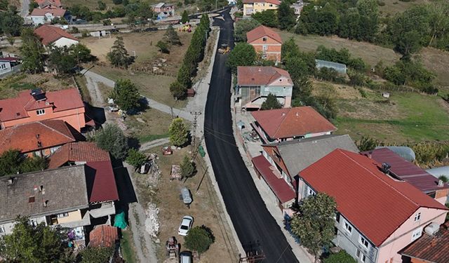 Zonguldak’ta Güzeloğlu-Serdaroğlu Yolunda Konforlu Ulaşım İçin Asfalt Çalışması