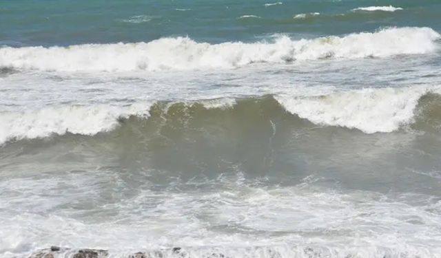 Zonguldak'ta denizlere girişler yasaklandı