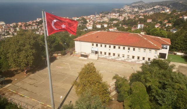 Kozlu Vali Tevfik Başakar İlköğretim Okulu: Doğanın Kucağında, Şehrin Yükselen Yıldızı!