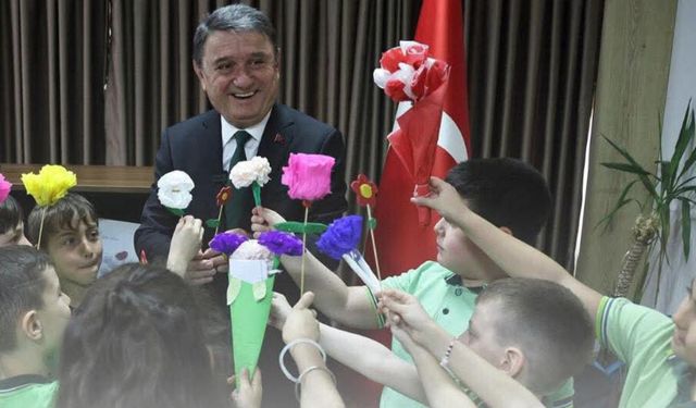 Tahsin Erdem yeni Eğitim-Öğretim Yılını kutladı