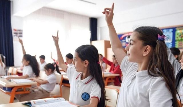 80 bin öğrencinin eğitim-öğretim maratonu başladı