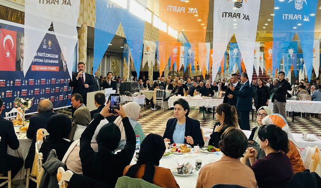 AK Parti Çaycuma Danışma toplantısı yapıldı