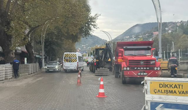 Belediye İstasyon caddesinde çalışma başlattı