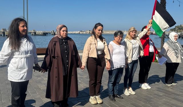 Ak Partili kadınlardan 'Sessiz Çığlık' eylemi