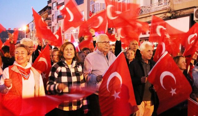 Ereğli, Atatürk ve Cumhuriyet için yürüdü