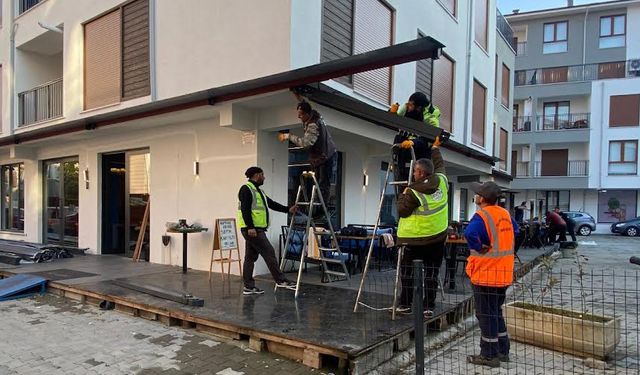 İmara aykırı sundurmalar yıkılıyor