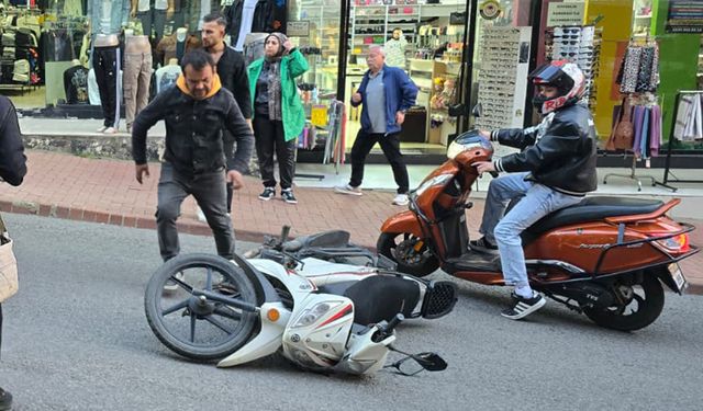 Ereğli’de hatalı sollama kazası: 3 yaralı