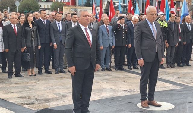 Öğretmenler Günü için tören düzenlendi