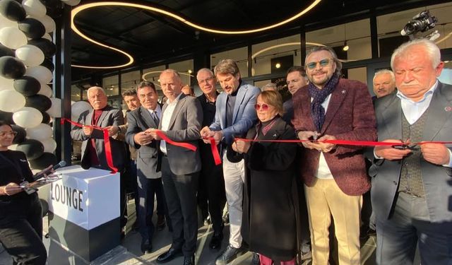 Midway Kafe Lounge hizmete açıldı