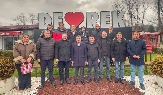 Antika ve Bit Pazarı'nda alış-veriş yaptılar