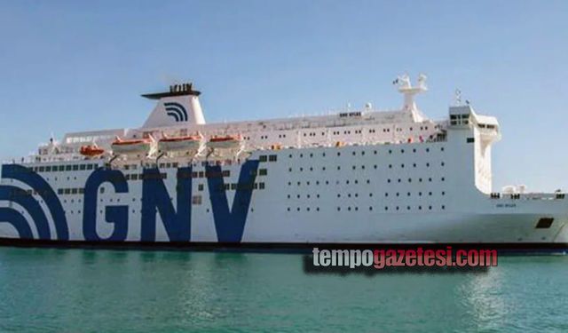 Filyos'a dev yüzen otel ulaştı