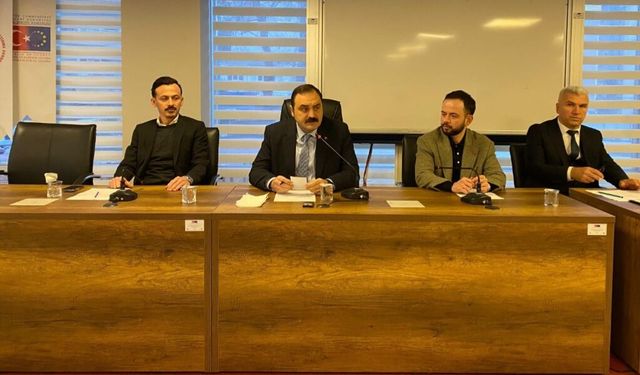 Altuğ Dökmeci'ye, İklim ve Enerji için Küresel Sözleşme'ye imza yetkisi verildi