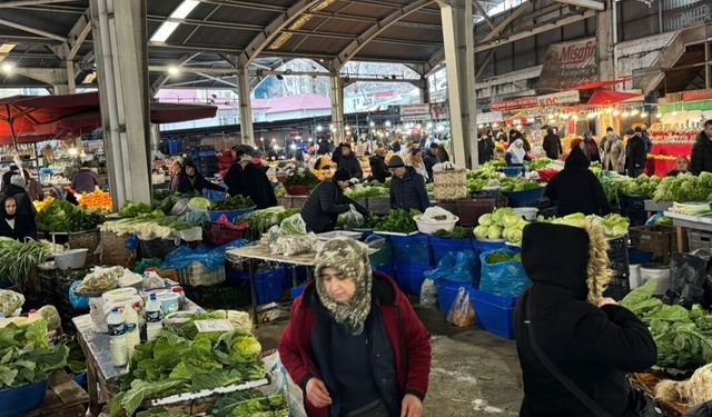 Yüksek fiyatlar ve olumsuz hava koşulları pazarı vurdu