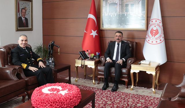 Karadeniz Bölge Komutanı Tuğamiral Korkut, Vali Hacıbektaşoğlu’nu ziyaret etti
