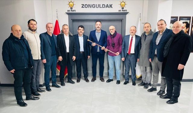 Eski yöneticilerden AK Parti Zonguldak İl Başkanlığı’na ziyaret
