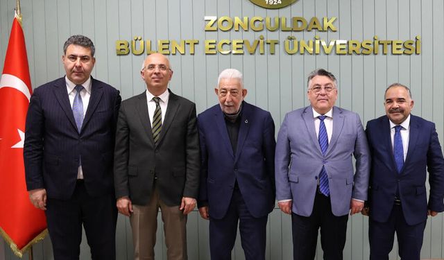 Eski Diyanet İşleri Başkanlarından, Rektör Özölçer'e ziyaret