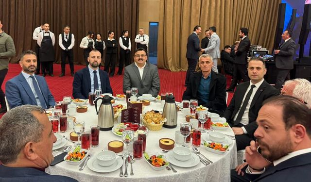 Yavuz Palabaş ve Ümit Uzun MHP Geleneksel İftarına katıldı